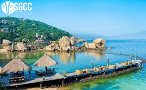 Handbook for sharing travel experiences in Ninh Thuan 2020 is self-sufficient